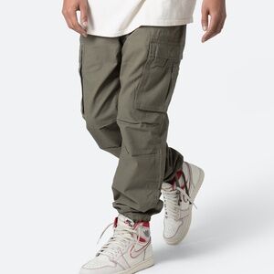 mnml Vintage Cargo Pants - Olive Size 40Olive / 40